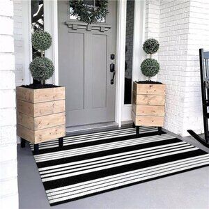 Black &White Outdoor Rug 3x5ft Cotton Hand-Woven Striped Porch Rugs Machine Wash